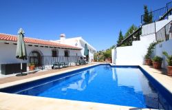 Pool mit Blick nach Westen